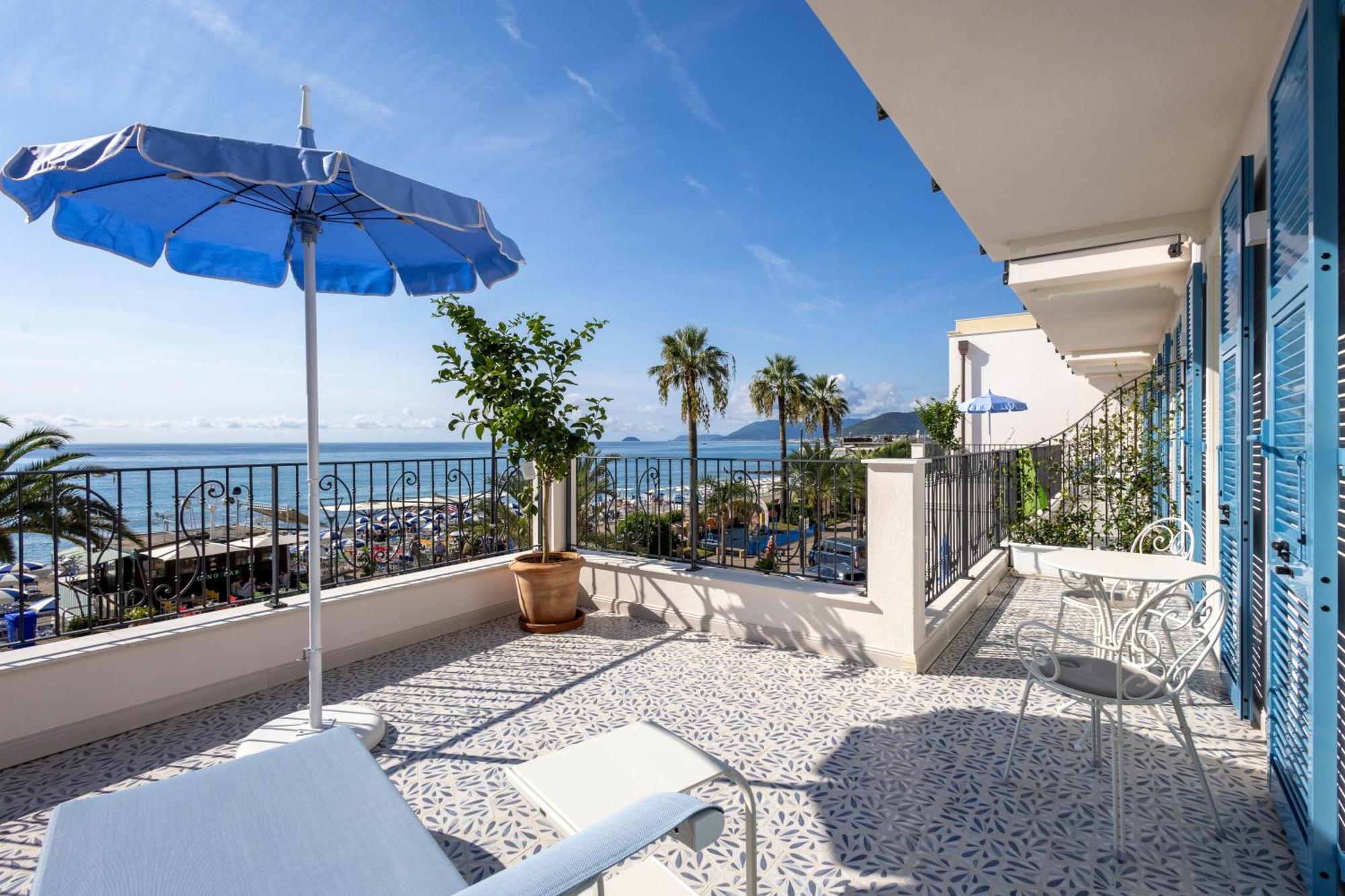 A'Mare Boutique Hotel & Spa Pietra Ligure Exterior foto
