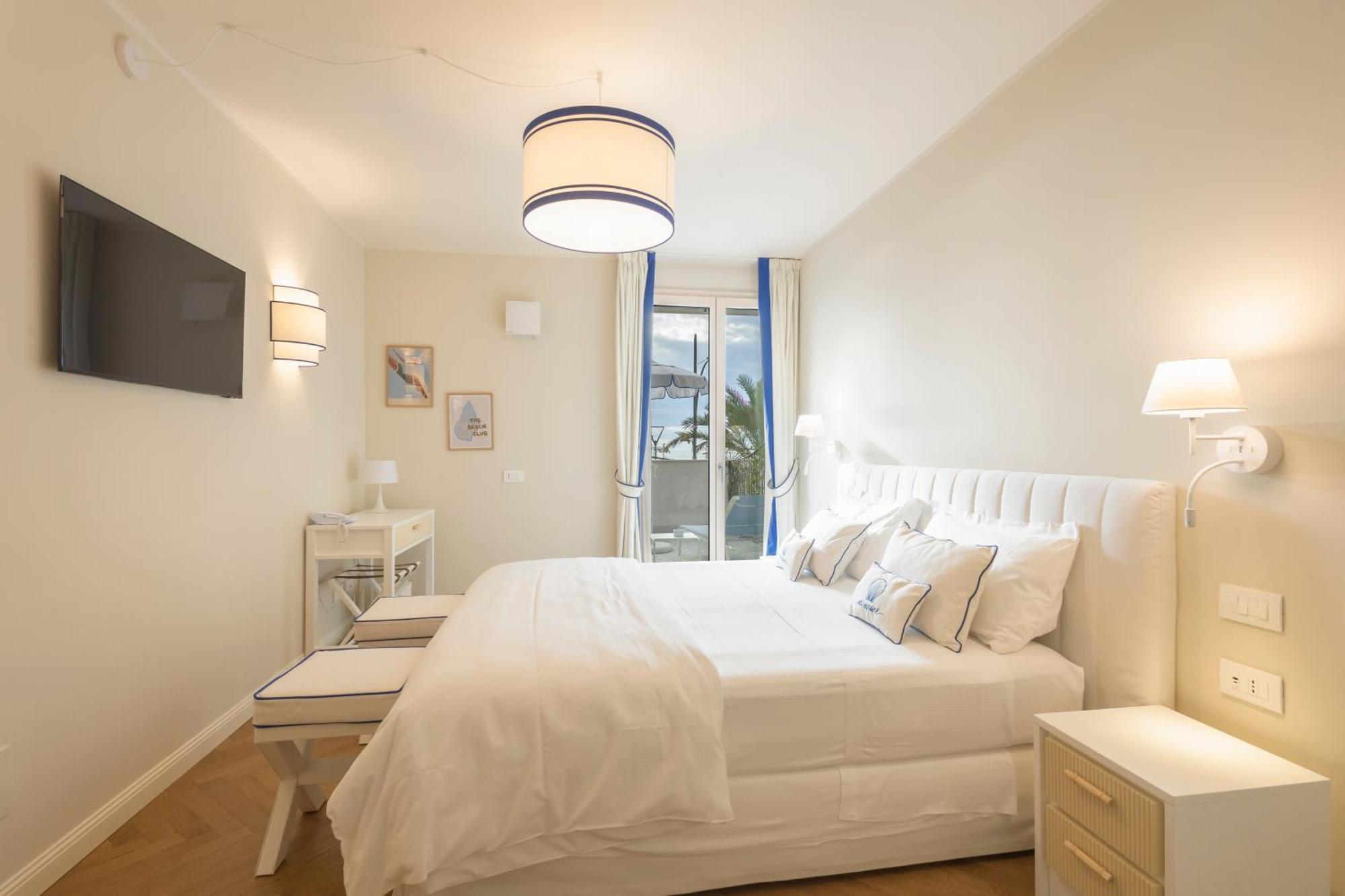 A'Mare Boutique Hotel & Spa Pietra Ligure Exterior foto
